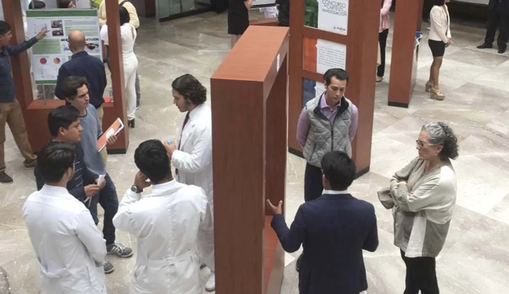 Campus Norte y Sur, juntos por primera vez en el 6º Concurso de Carteles de Investigación