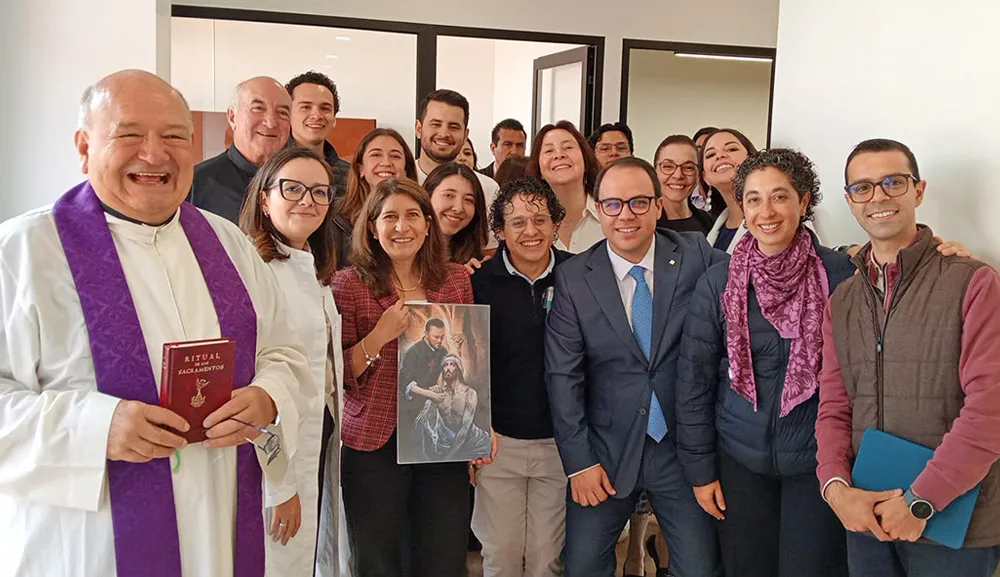 Celebramos la bendición de las nuevas oficinas de la Facultad de Bioética