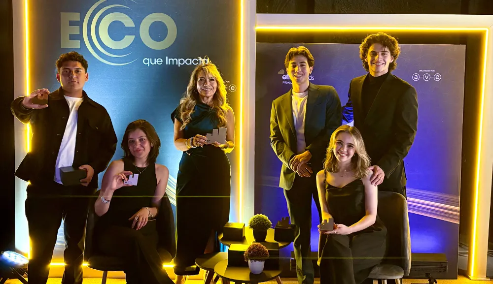 La Facultad de Comunicación brilla en Gala de Premiación EFFIE 2025 con cuatro galardones