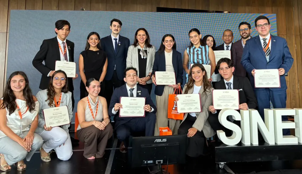 Alumno de Derecho, tercer lugar del Concurso Nacional de Oratoria de la Red Sinergia 2026