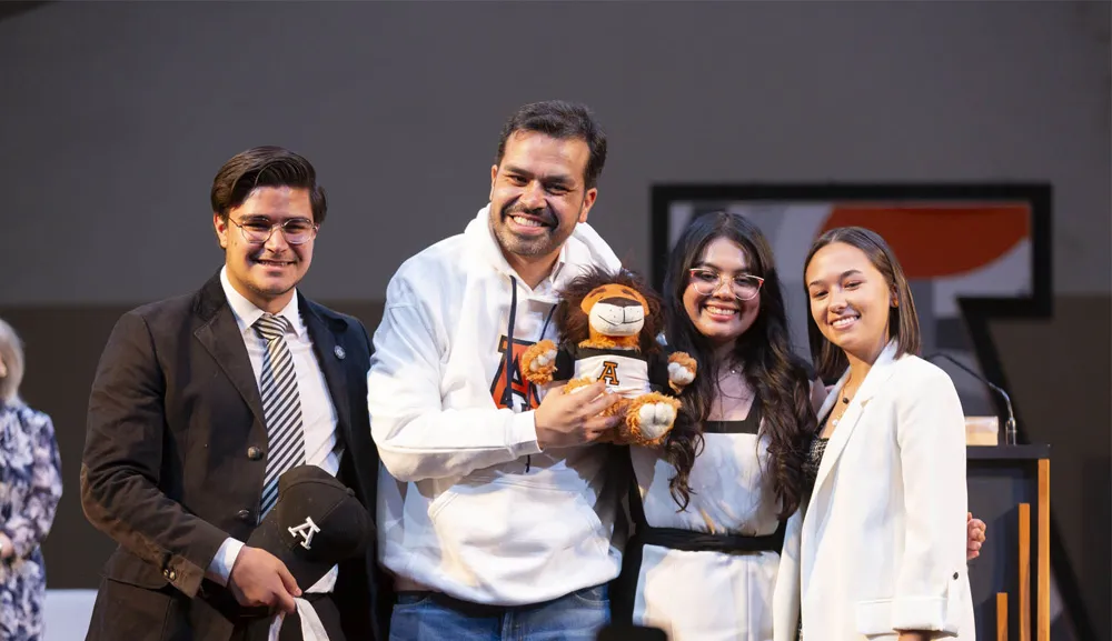 Encuentro de alumnos con el candidato a la Presidencia de la República: Jorge Máynez