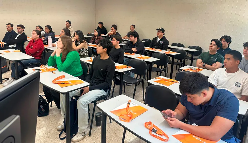 La Licenciatura en Dirección del Deporte da la bienvenida a más de 30 alumnos 