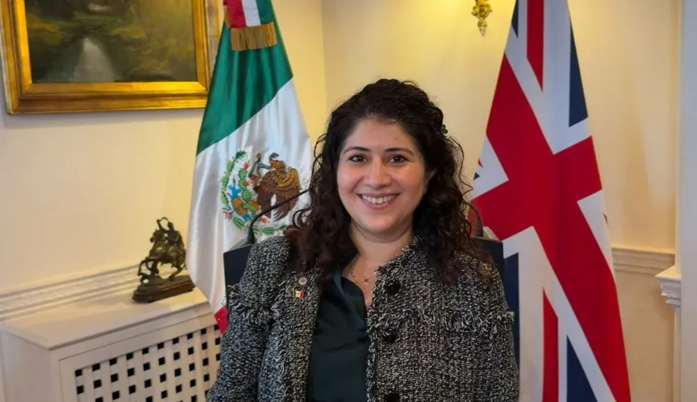 Egresados Anáhuac celebran la Independencia de México en Londres