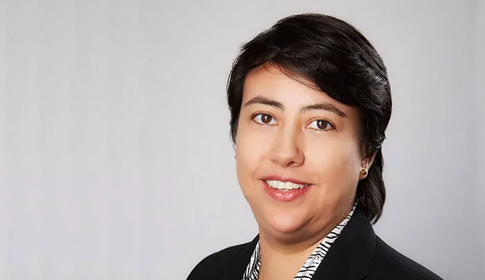 Eligen a egresada como presidenta de la Organización de Actuarios Latinos en EU