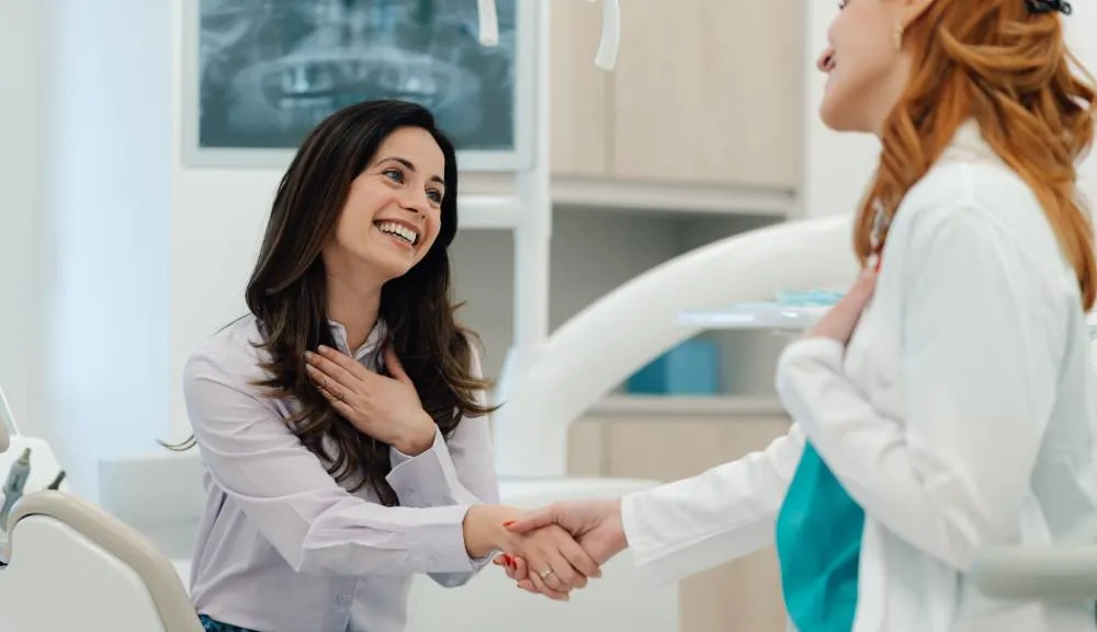 Entre la empatía y la ecpatía: el desafío emocional del profesional de la salud