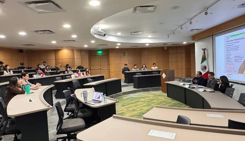 Especialistas analizan la transición y poder en Venezuela