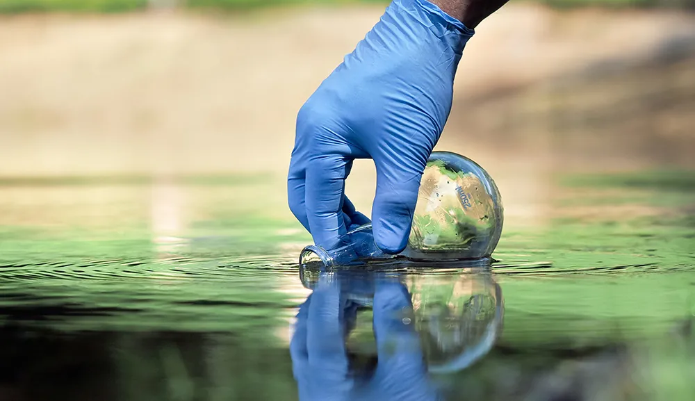 Extracción de colorantes del agua mediante micelas de surfactantes