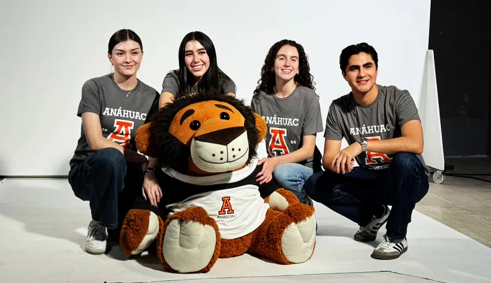 La Universidad Anáhuac México participa en Cumbre Imagen 2025