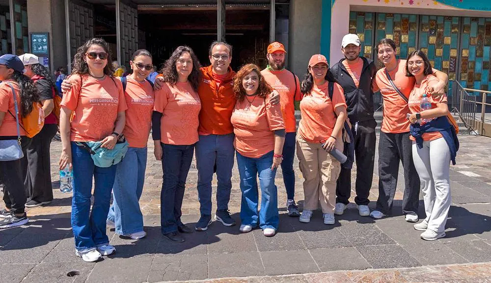 Integrantes de la Facultad de Bioética peregrinan a la Basílica de Guadalupe 