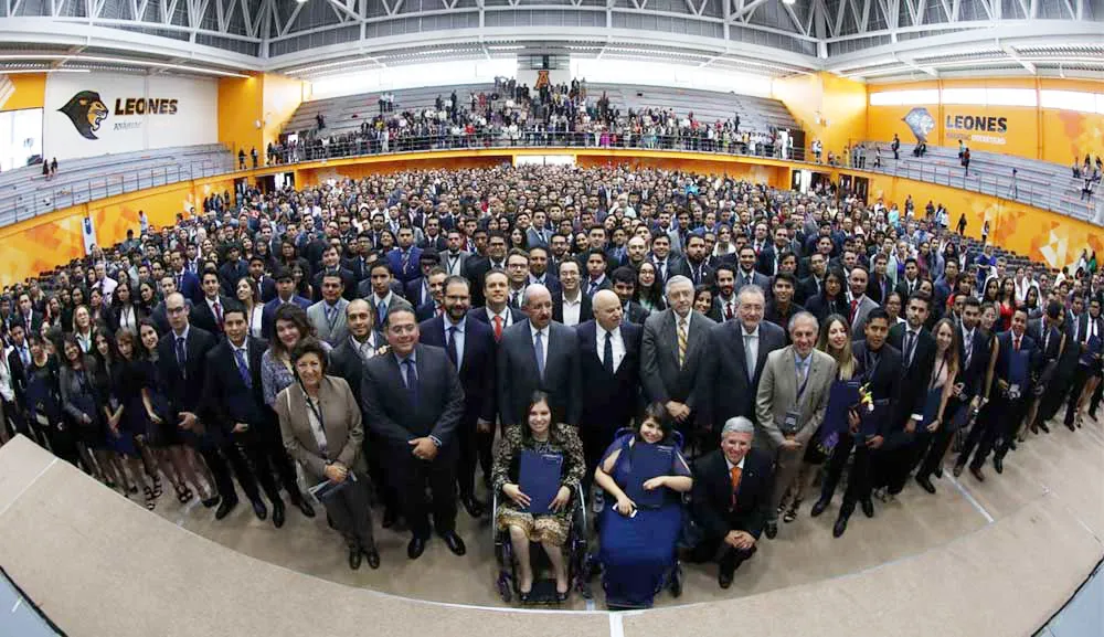 Galardonan a alumnos de la Anáhuac con el Premio de Excelencia-EGEL