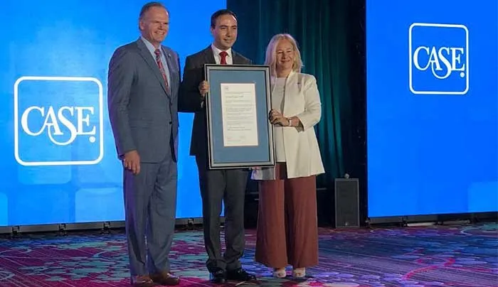 Dr. Germán Campos, primer latinoamericano en recibir el Premio John Lippincott de CASE