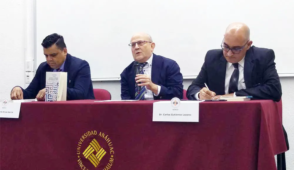Investigador de Humanidades presenta libro a la Comunidad Anáhuac