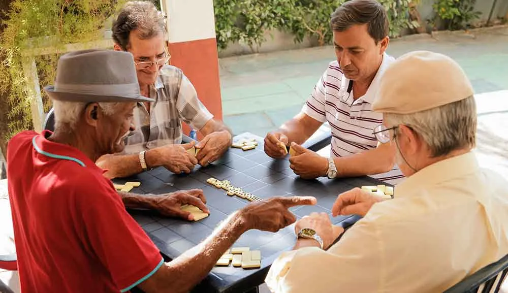 La población mundial envejece, una reflexión profunda sobre las problemáticas del anciano