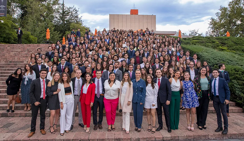 Nuevos líderes estudiantiles de FESAL, ADEFA y ASUA toman protesta