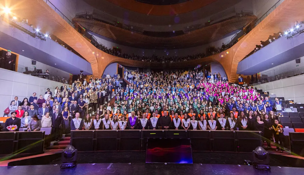 La Anáhuac reconoce a 284 graduados de los Programas de Liderazgo y Excelencia Anáhuac