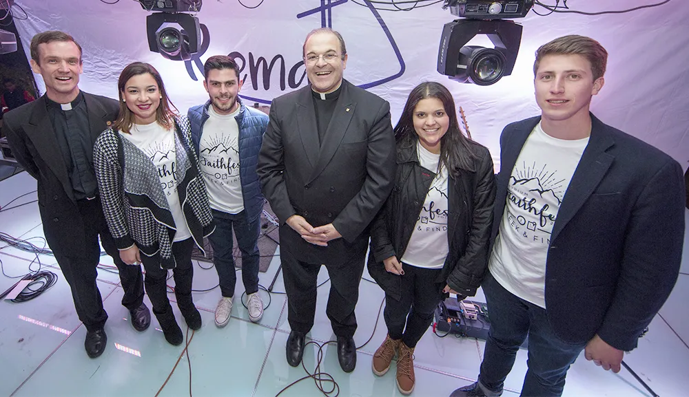 Celebramos con 700 personas el Faithfest 2016