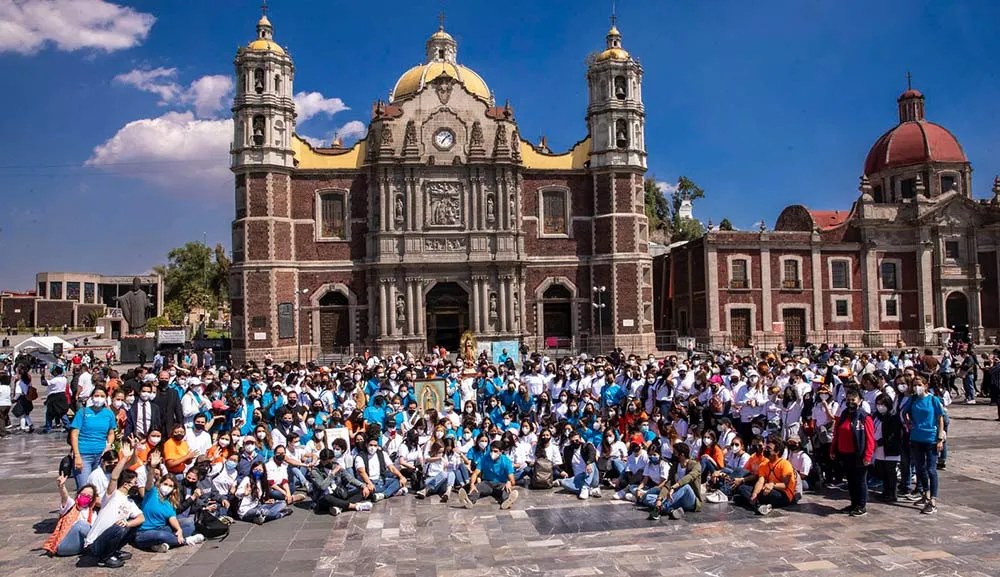 Ponemos en manos de la Virgen de Guadalupe las intenciones de la Comunidad Anáhuac