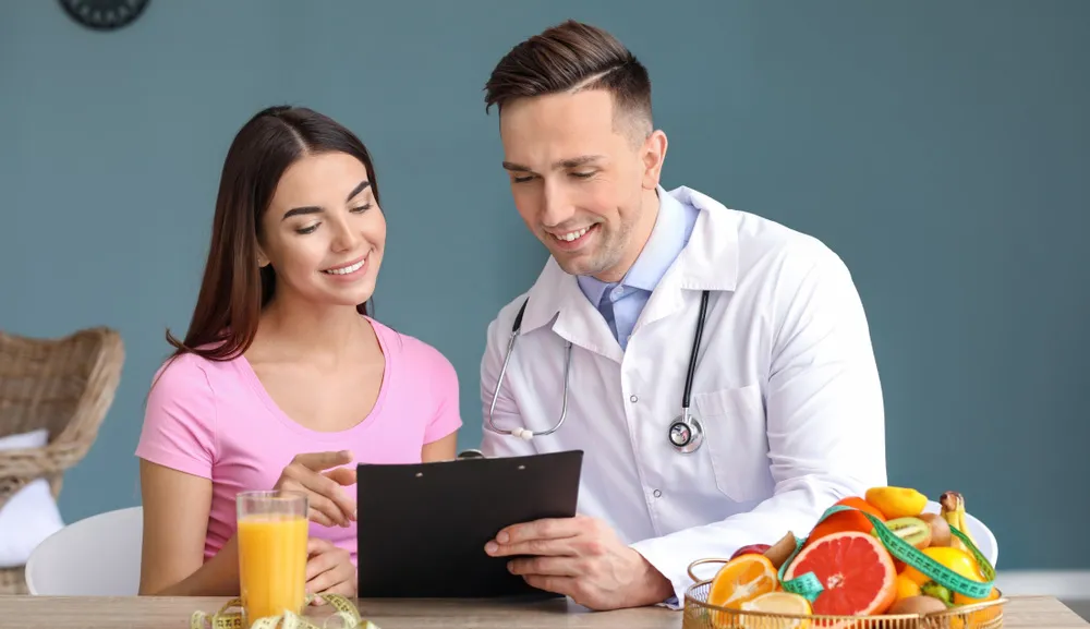 Alimentación natural y saludable: un desafío en el Día del Nutriólogo
