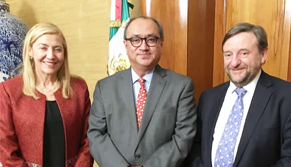 SEP y Anáhuac analizan la calidad educativa del país