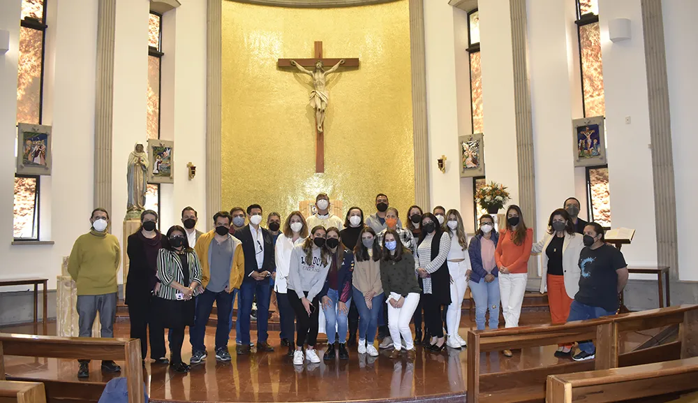 Se lleva a cabo la misa anual de la Facultad de Diseño