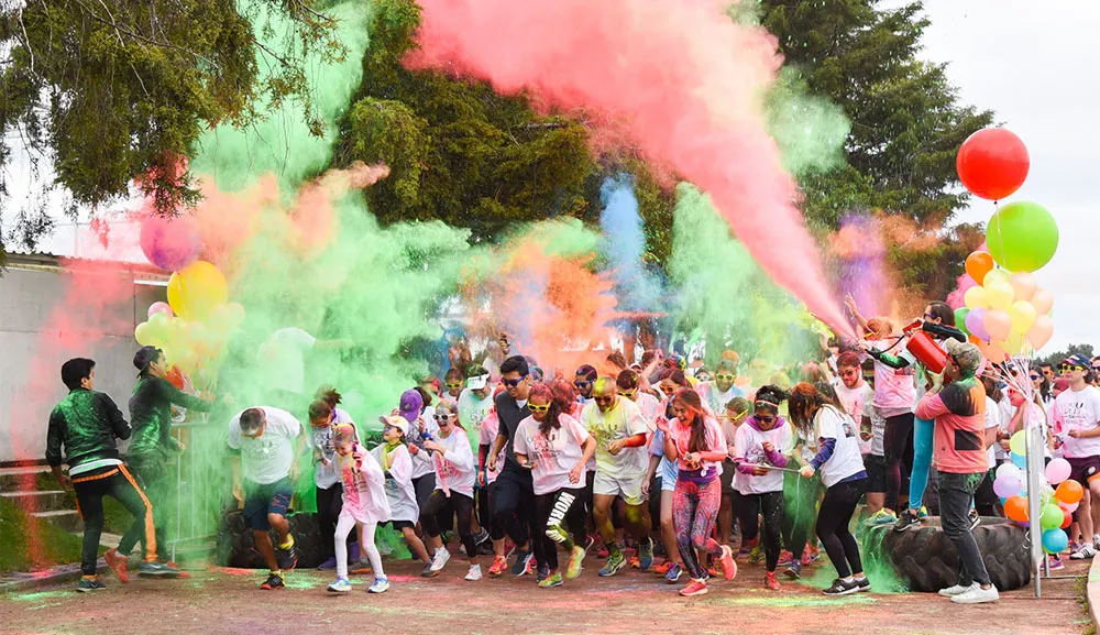 Se realiza la Tercera Carrera FESAL ColoUR Run 2016 