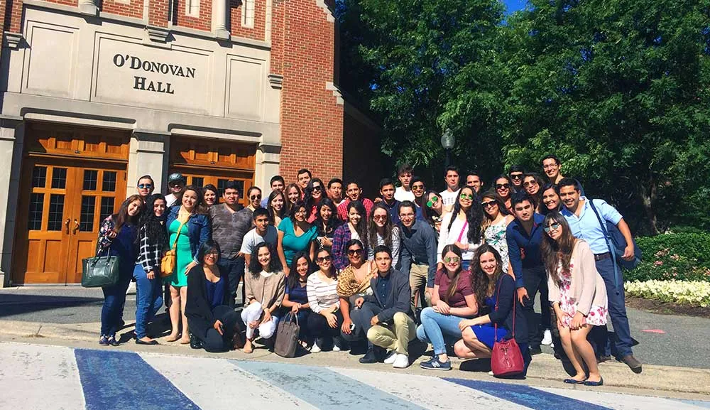 Alumnos Anáhuac participaron en programa de emprendimiento en EU
