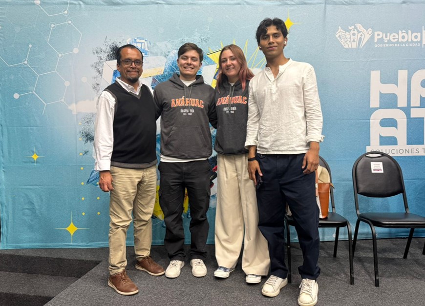 Estudiantes de la Anáhuac Puebla obtienen segundo lugar nacional en Hackatón Industria 4.0 con solución de “bacheo inteligente”