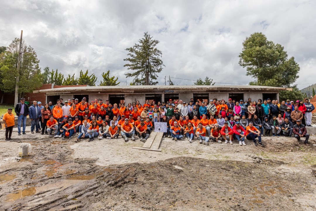 ASUA Construye de la Anáhuac Puebla contribuye a la Educación con aulas nuevas en Jocotitlán