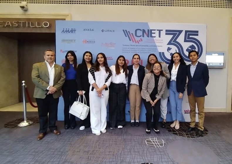 Escuela de Turismo y Gastronomía presentes en el Congreso CNET en el Hotel Presidente Intercontinental en CDMX
