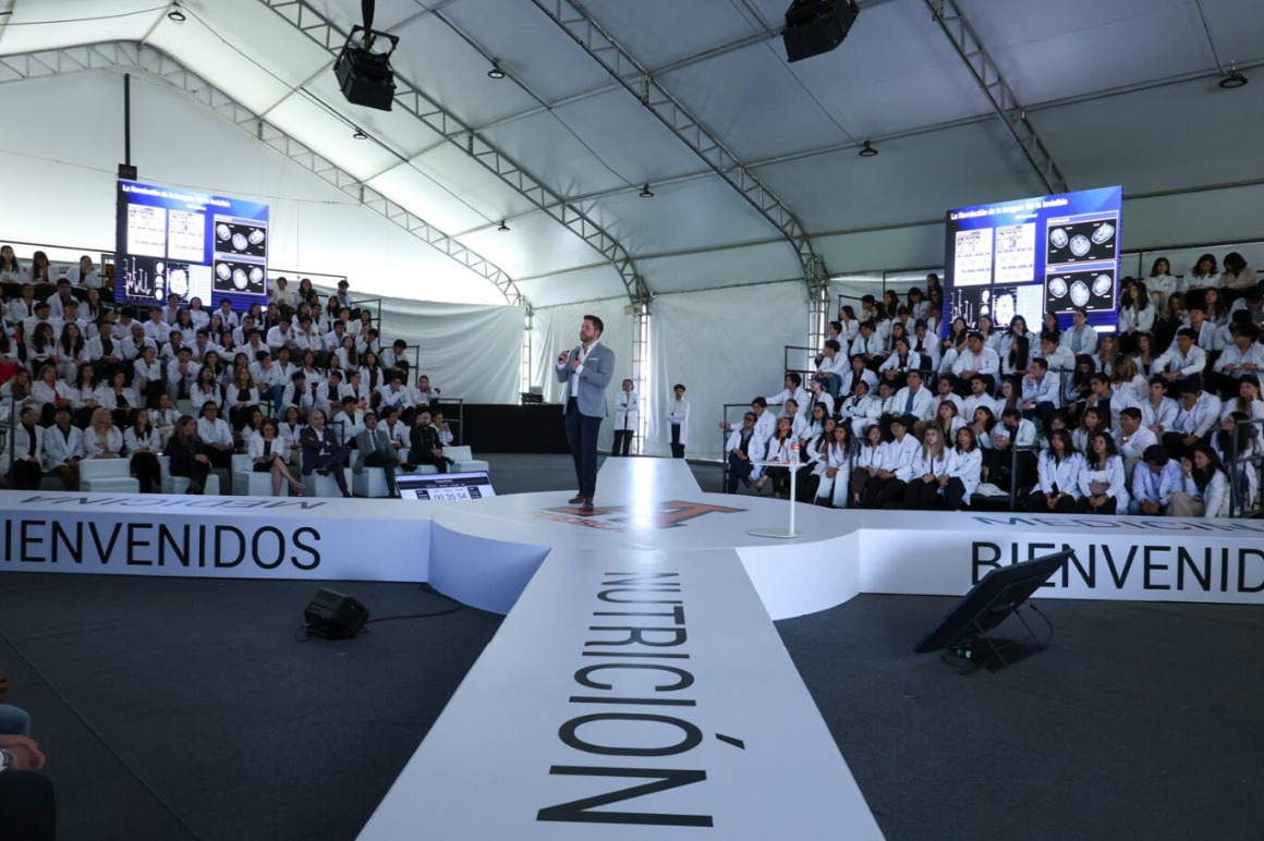 Expertos internacionales analizan en la Anáhuac Puebla el impacto de la IA en la salud