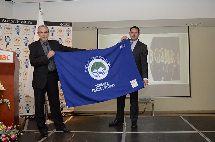 La Universidad Anáhuac fue galardonada con la Bandera Azul Ecológica durante el Congreso Internacional de Turismo y Gastronomía CITUR