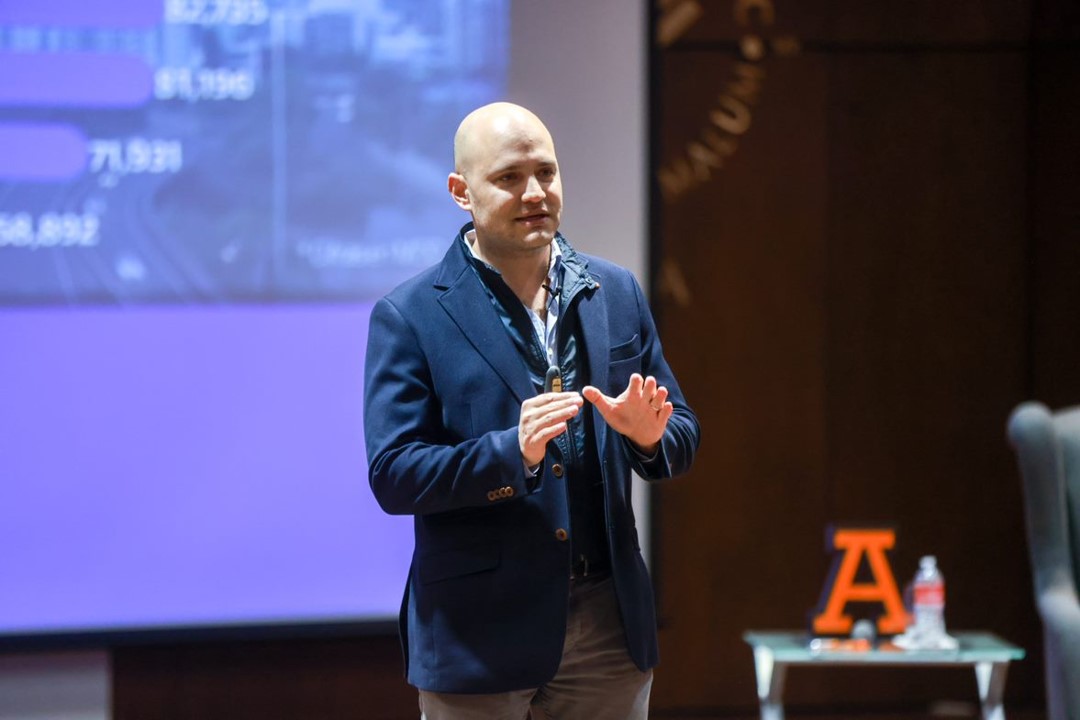 Empresas de Tecnología e Innovación lideran actualmente el mercado: Joe Naffah comparte en la Anáhuac Puebla