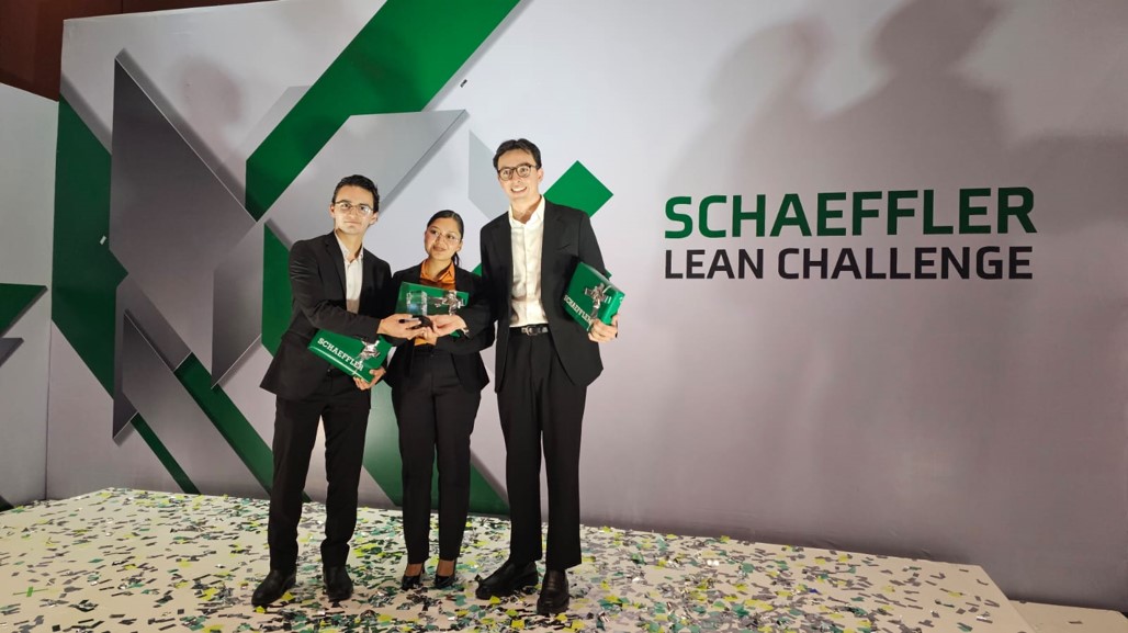 Estudiantes de la Anáhuac Puebla ganadores del Lean Challenge 2025