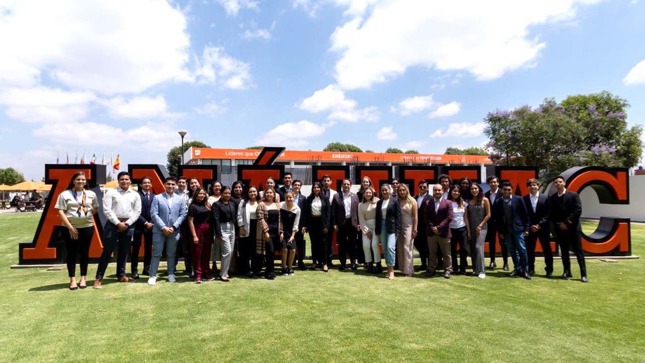 Presidente del CCE comparte con alumnos del Programa de Liderazgo Empresarial de la Anáhuac Puebla