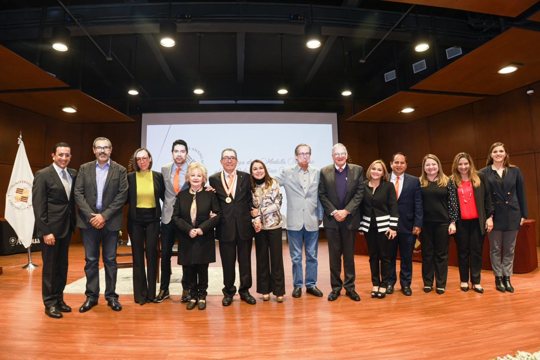 Liderazgo académico, humano y compromiso social, el Dr. Rafael Antonio Marín y López es reconocido con la “Medalla Anáhuac