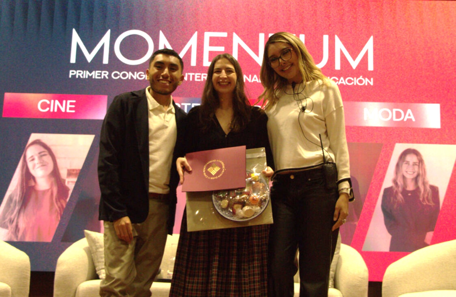 Anáhuac Puebla reúne a líderes del cine, moda y entretenimiento en MOMENTUM