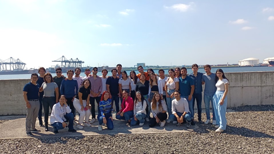 Estudiantes de la Anáhuac Puebla visitan el Recinto Portuario de la Aduana de Veracruz