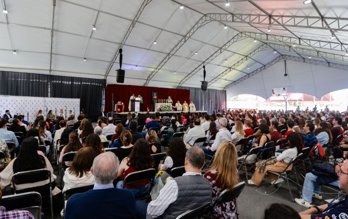 Anáhuac Puebla celebra la Solemnidad de Cristo Rey