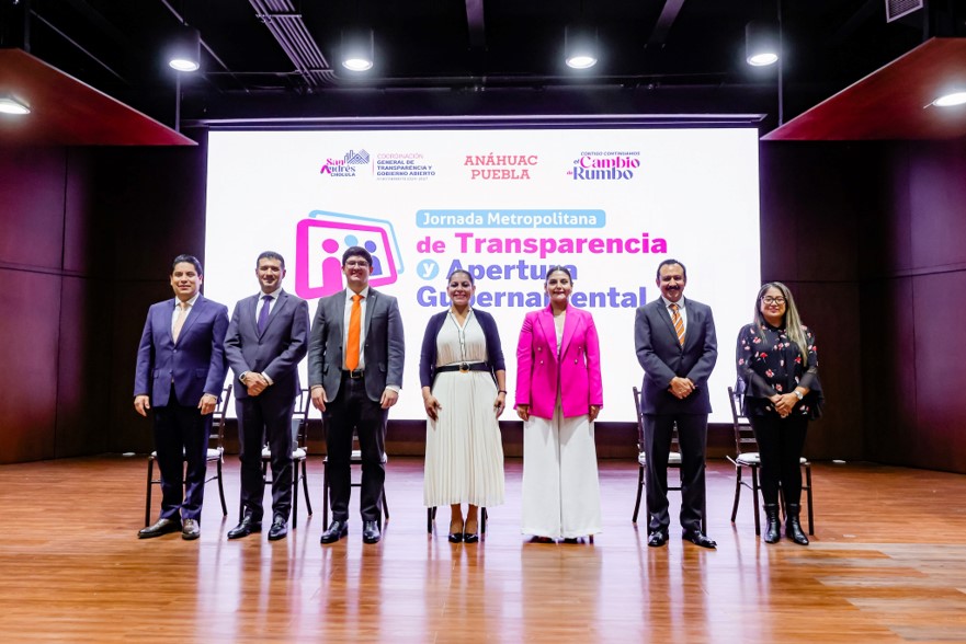 Anáhuac Puebla es epicentro del diálogo sobre Transparencia y Apertura Gubernamental