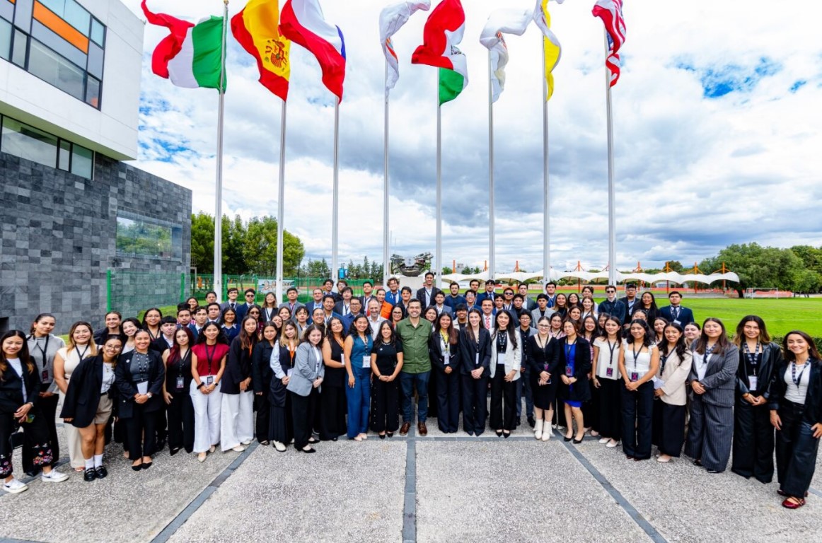 Jóvenes líderes impulsan el cambio del país desde foro interuniversitario “Ver por México” en la Anáhuac Puebla