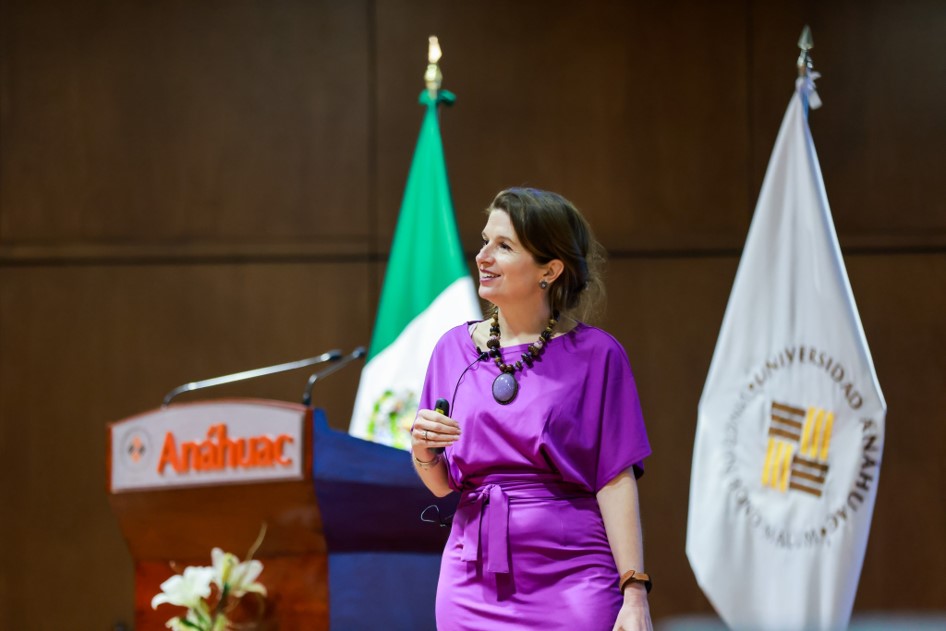 “Relación México-Países Bajos: oportunidades de negocios” por la Embajadora Adjunta
