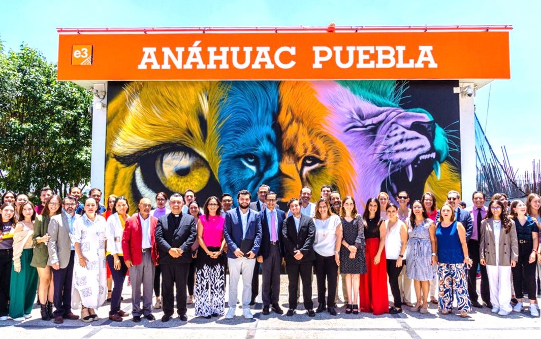 Trascendiendo el tiempo: Anáhuac Puebla celebra develación de mural conmemorativo 2023