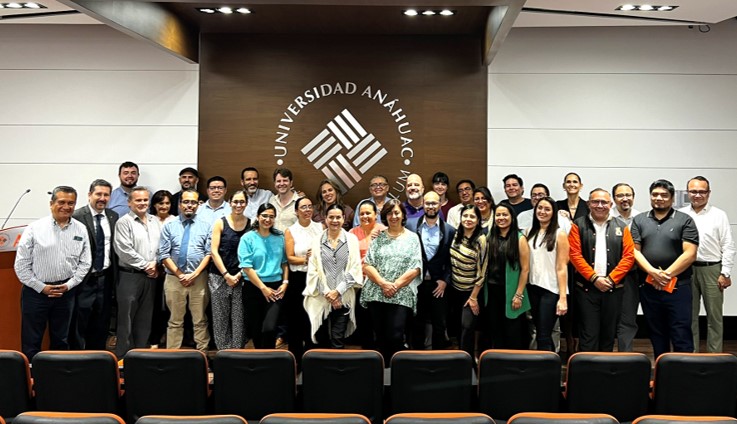 Dr. Álvaro Abellán presenta "Comunidades de Razón Abierta" en Anáhuac Puebla