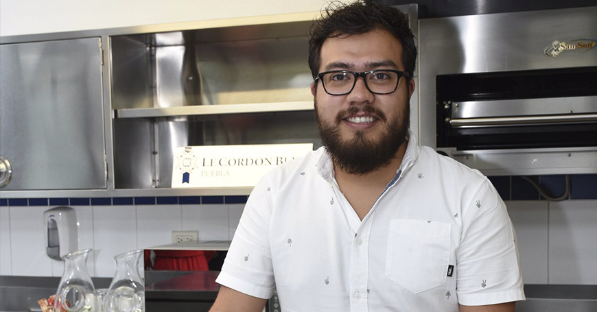 Chef de uno de los mejores restaurantes del país según Guía México Gastronómico imparte conferencia en la Anáhuac.