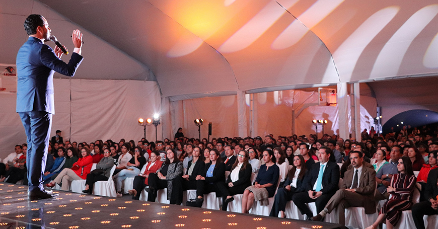 La Universidad Anáhuac abre sus puertas a padres de familia durante la conferencia “Padre Coach”