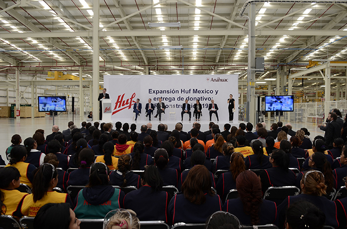Huf Group y la Universidad Anáhuac se unen para apoyar a los damnificados