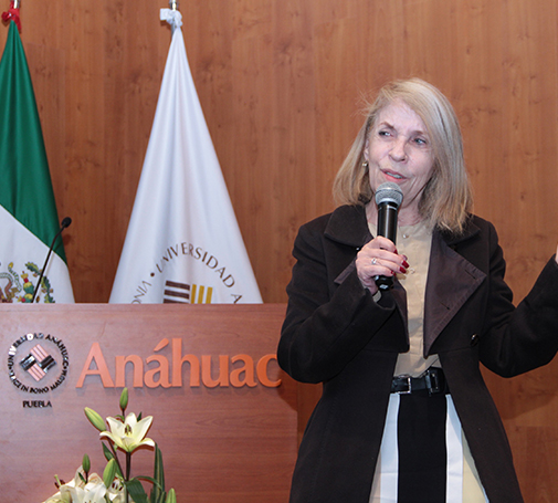 Experta en temas de violencia de género imparte ponencia en la Universidad Anáhuac