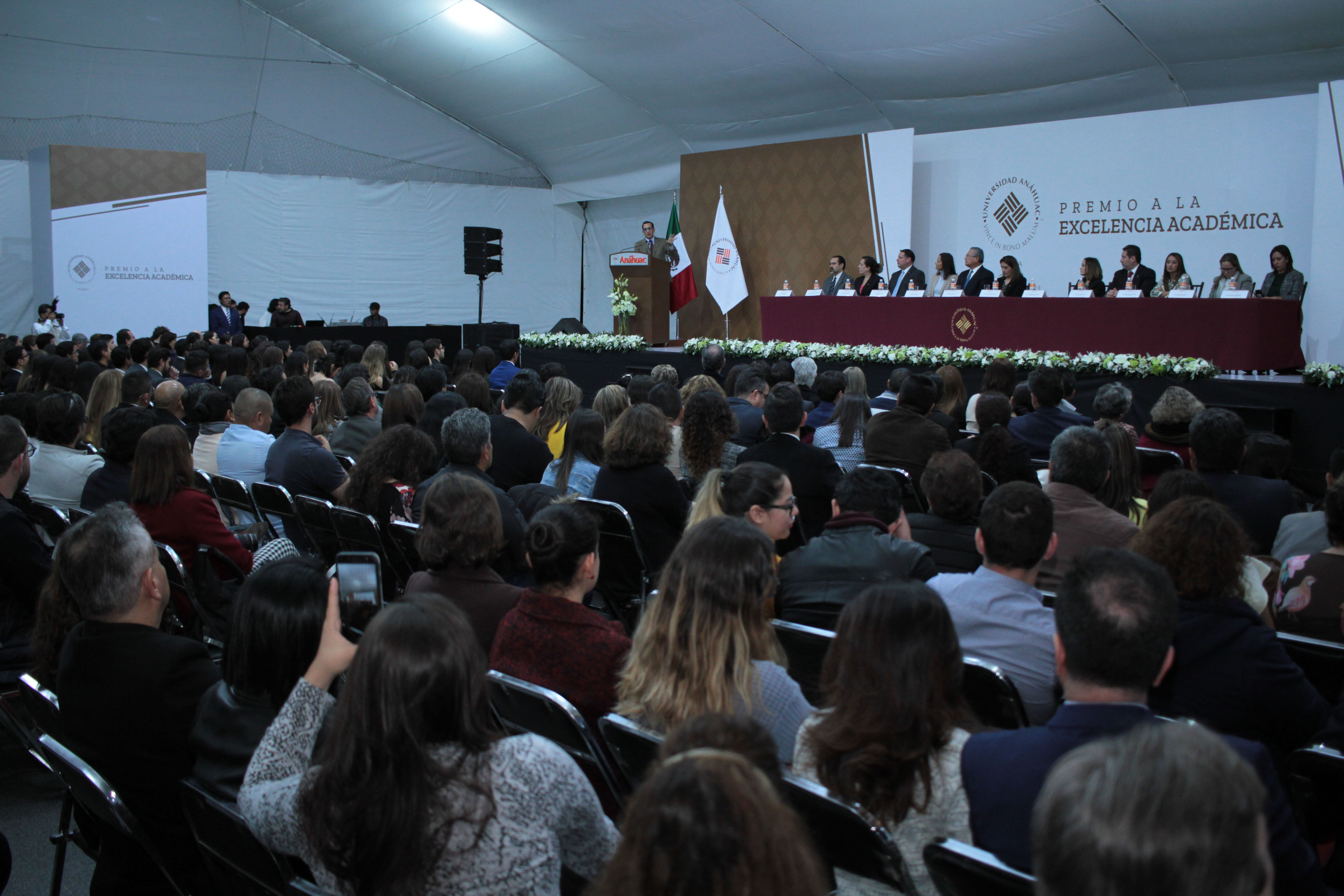 Premios a la excelencia