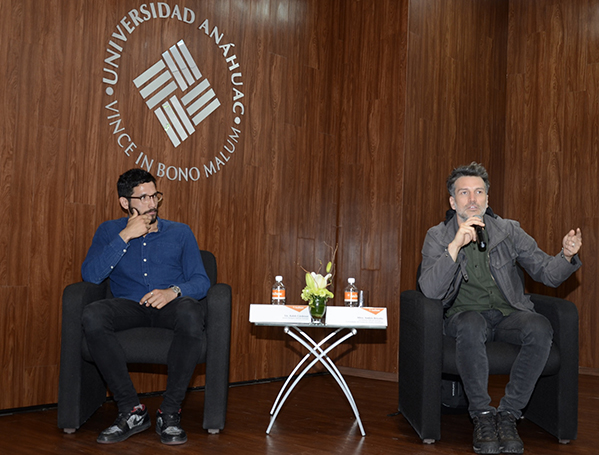 Directores de FabLab Santiago, el primer laboratorio de medios modernos de invención independiente en Latinoamérica, imparten ponencia en la Universidad Anáhuac