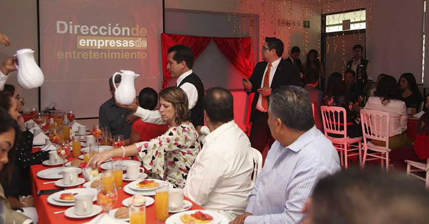 La Universidad Anáhuac abre sus puertas a preuniversitarios en el Desayuno – Encuentro con el Rector